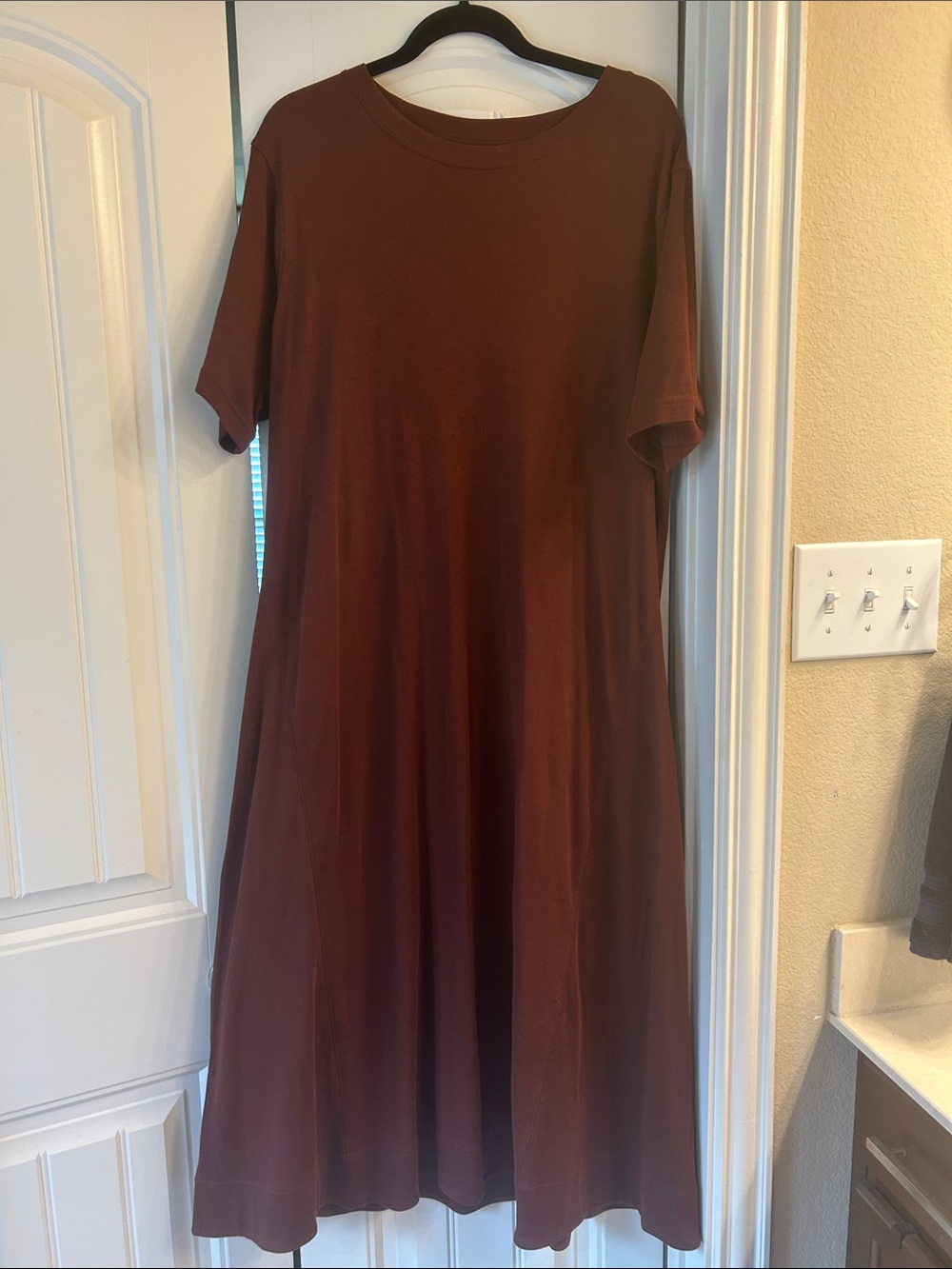 Time and Tru Short-Sleeve A-Line Midi Dress in Brown